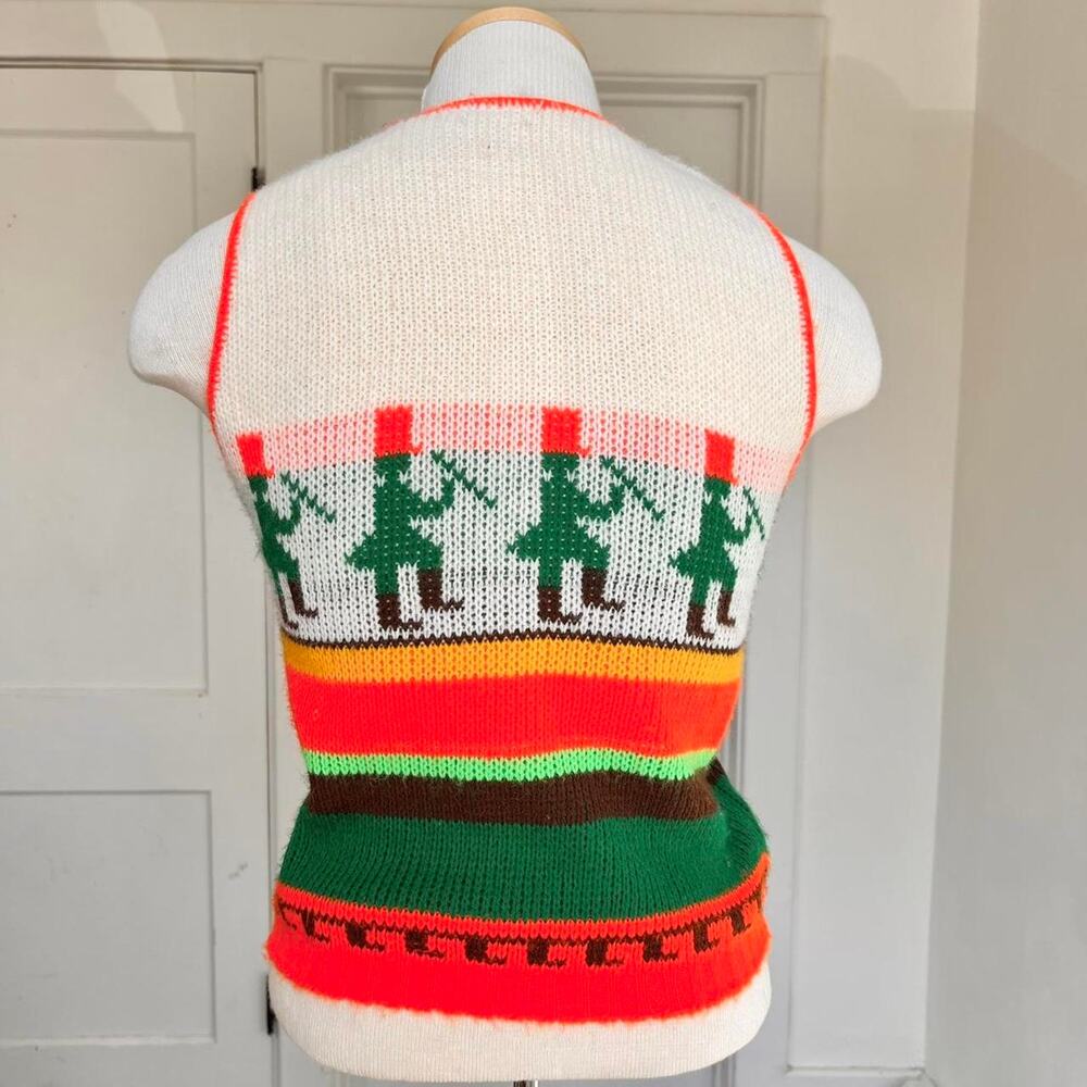 Vintage folk art printed knit - Picture 3 of 3